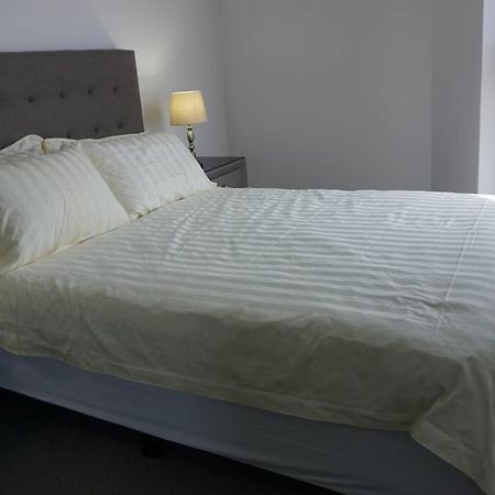 Skyone Lux 2Bed Room Aprt In Boxhill With Car Park Box Hill Dış mekan fotoğraf